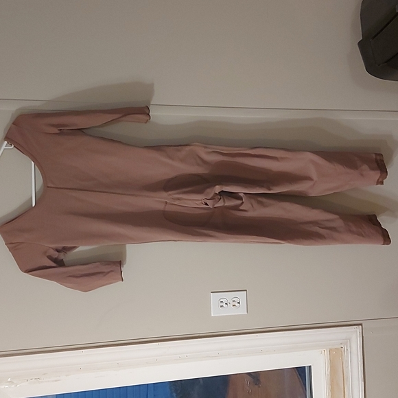 Shapewear size Large - Picture 2 of 11